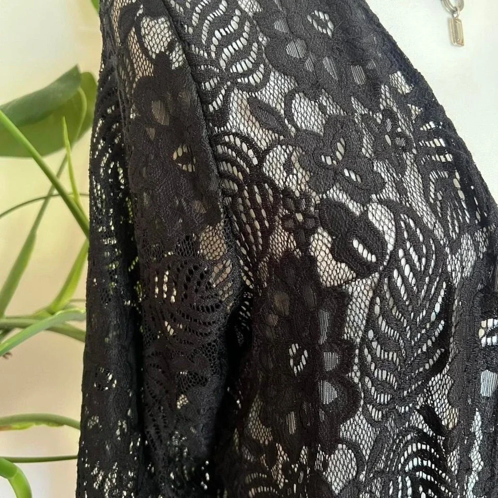 Y2K Whimsigoth Black Lace Long Sleeve Cardigan with Fringe Hem 3X Plus Size - Picture 8 of 8